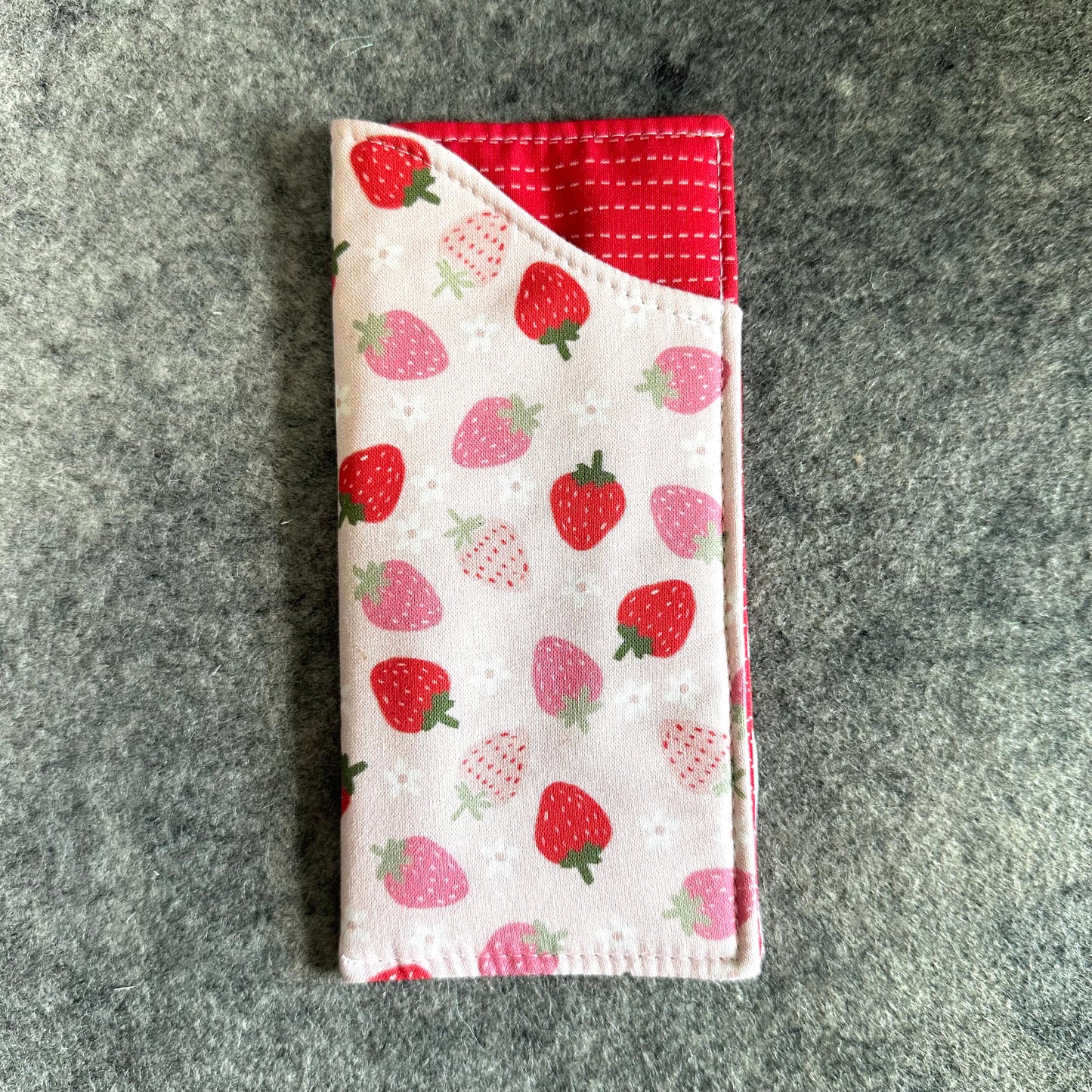 Order for BRE - Strawberry Glasses Sleeve